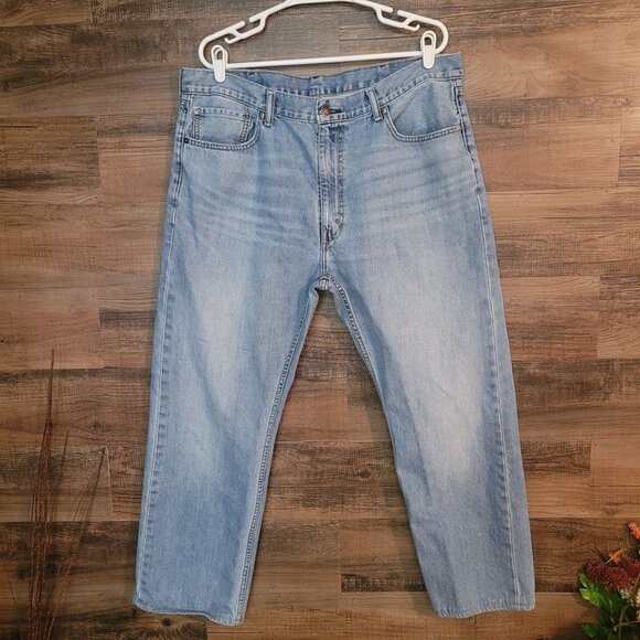 Levi's Jeans 505 Straight Leg Mens 40x30 Measures 39x28 Light Wash Cotton Fade